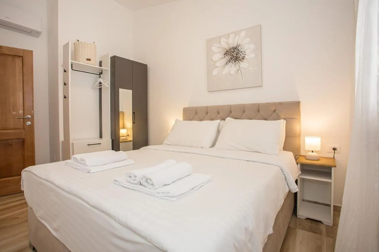 Holiday Home Camellia Poreč 0*,