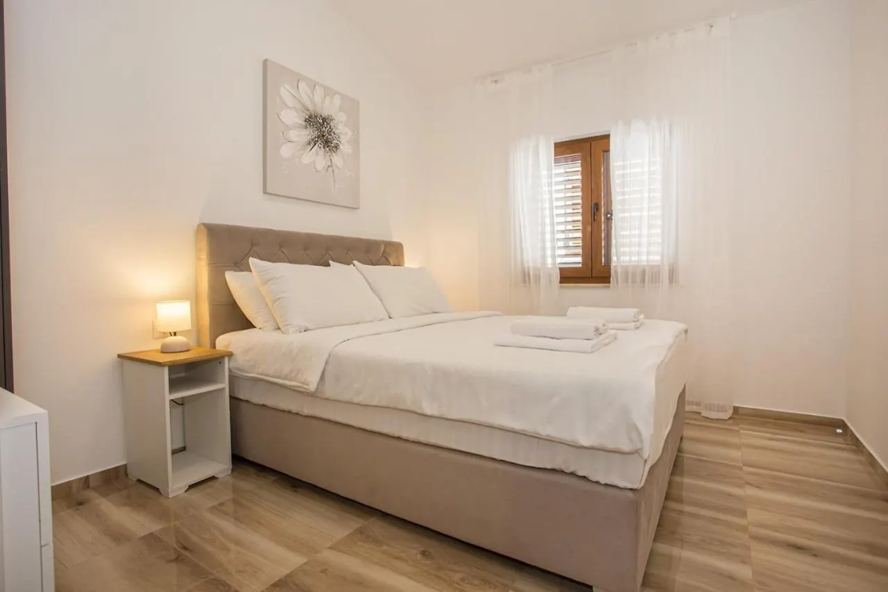 Holiday Home Camellia Poreč Horvátország